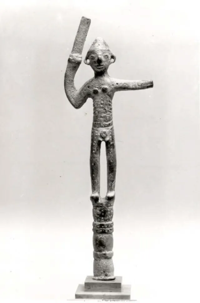 Smiting god figure